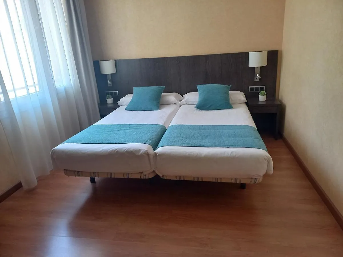 Hotel 1948 Manresa 3*,  Spain